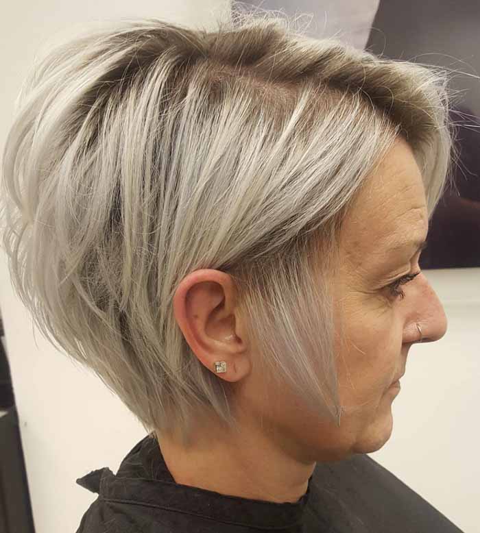cortes de cabelo curtos que rejuvenescem