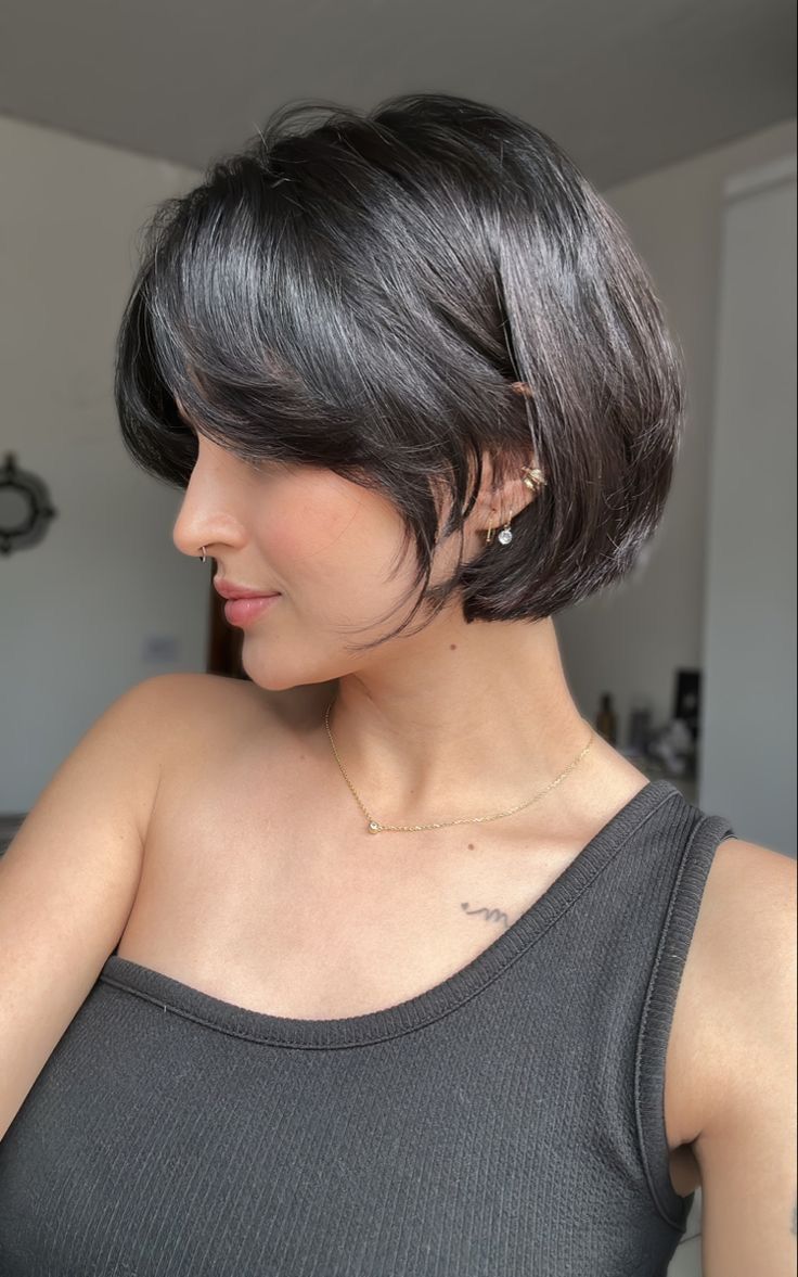 bob cut com franja