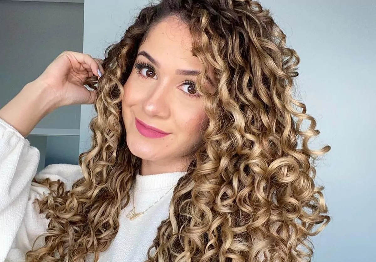 corte a seco cabelo cacheado