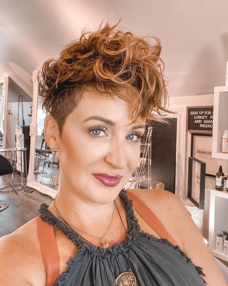 estilos de corte para cabelo ondulado curto
