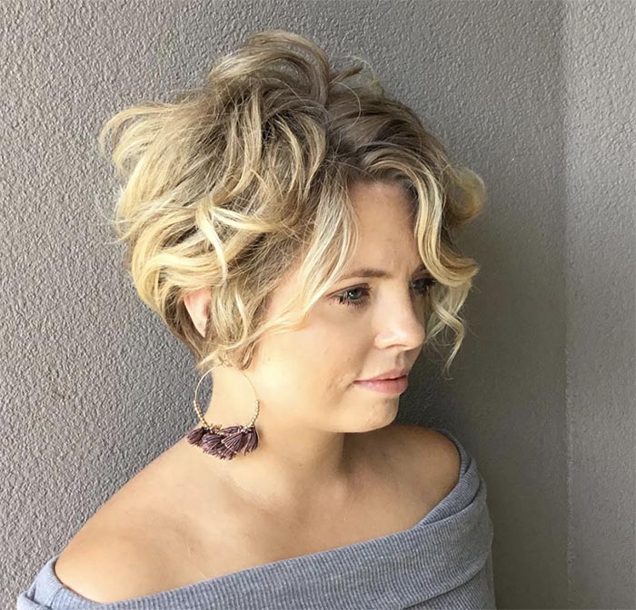 tendências cortes curtos 2026 cabelo ondulado