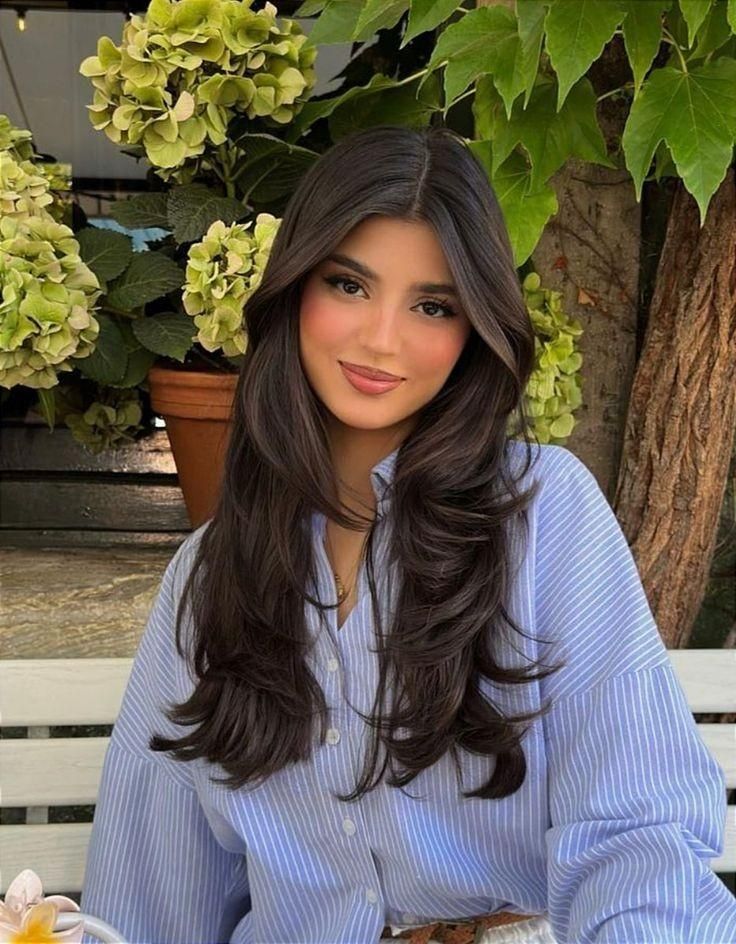 corte com franja cabelo longo liso