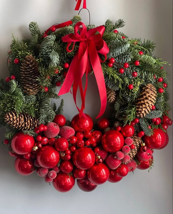 enfeites de Natal com materiais reciclados