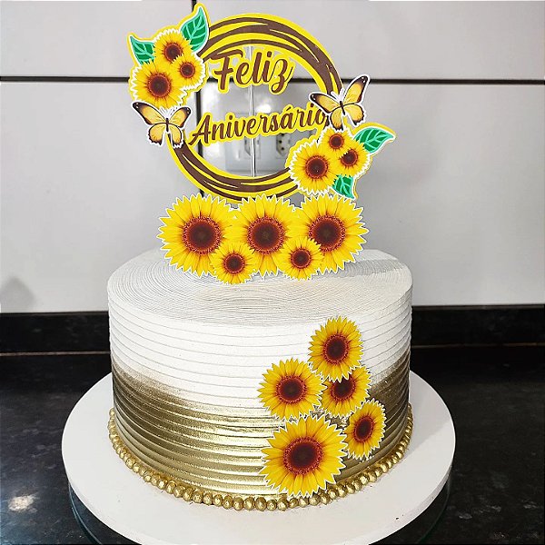 Decoração de bolo com girassol