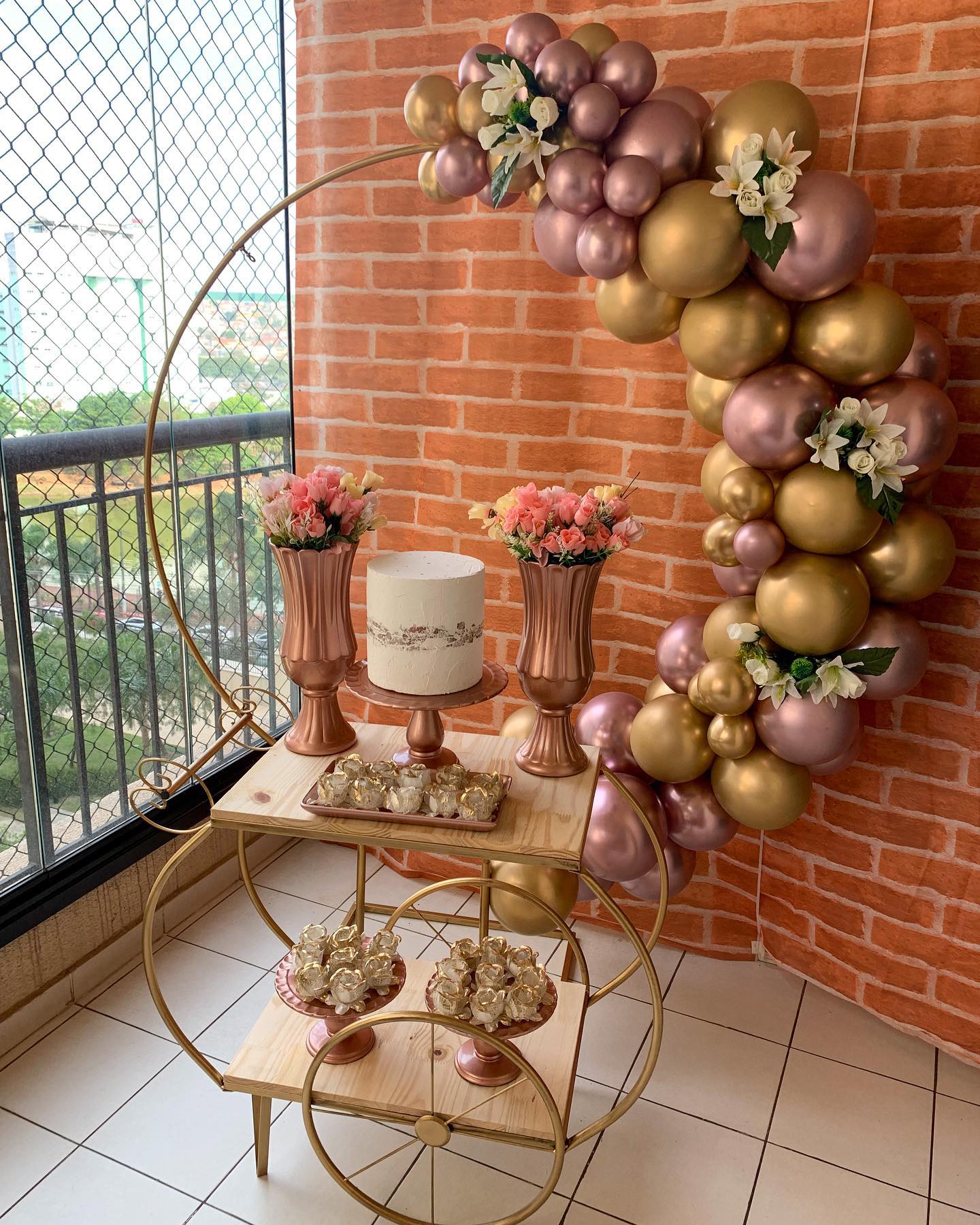 decoração de festa para mulher simples