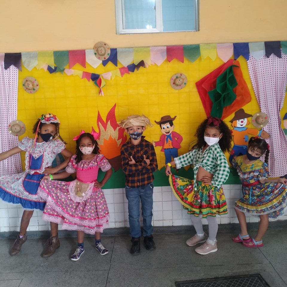 ideias de painel festa junina escolar