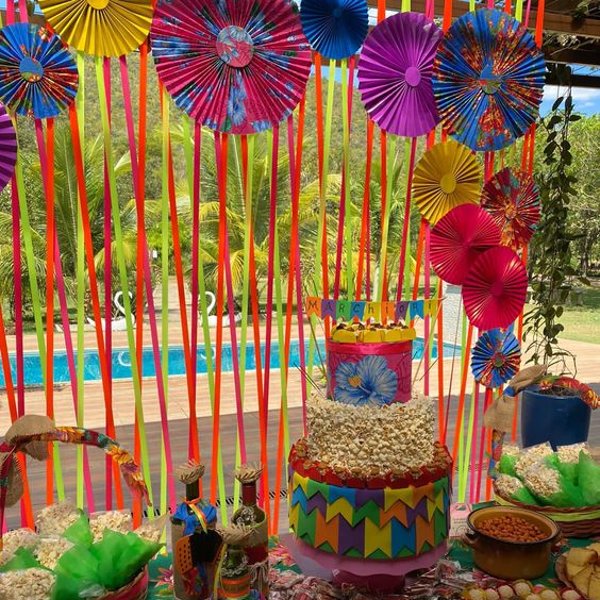 decoração festa junina simples quintal
