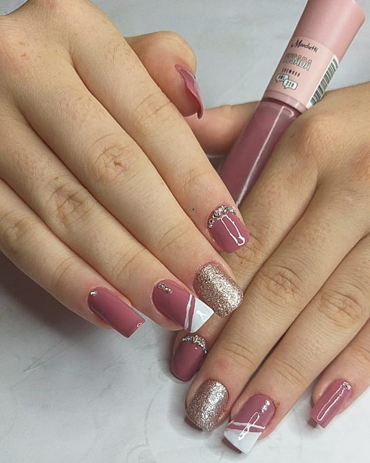 nail art rosa