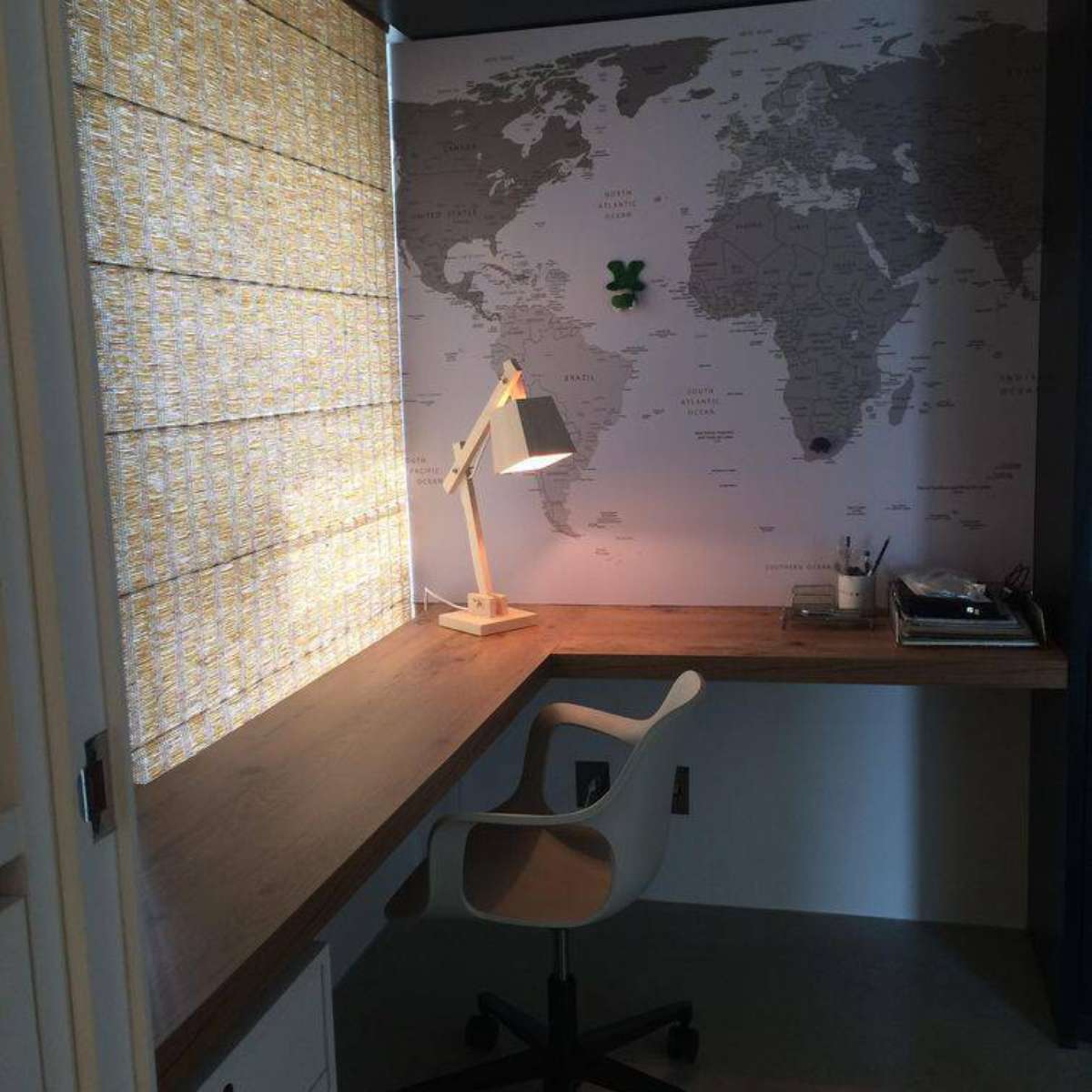 cantinho de estudo no quarto planejado