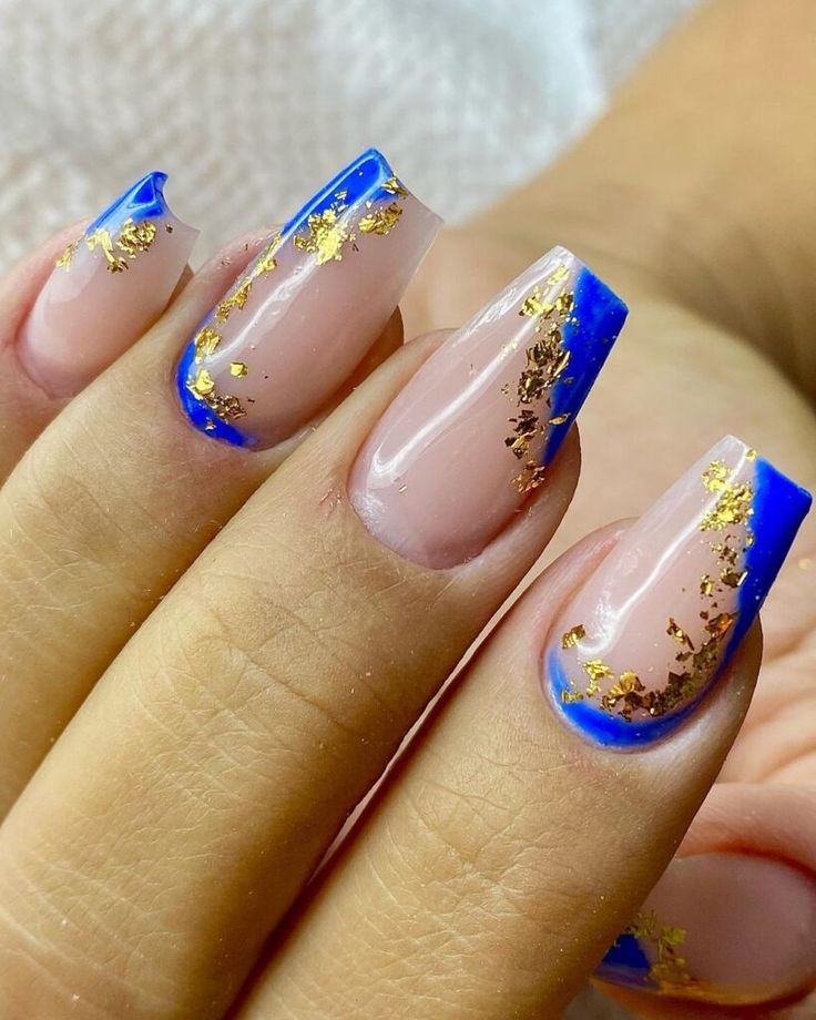 esmalte azul royal em gel