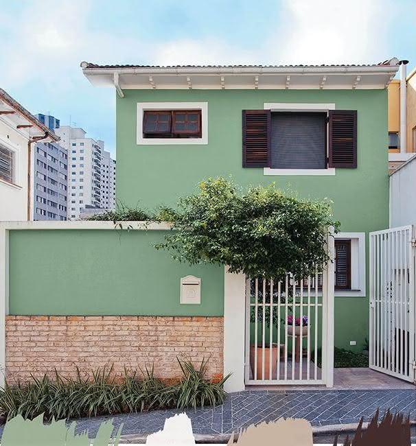 fachada casa verde acinzentado
