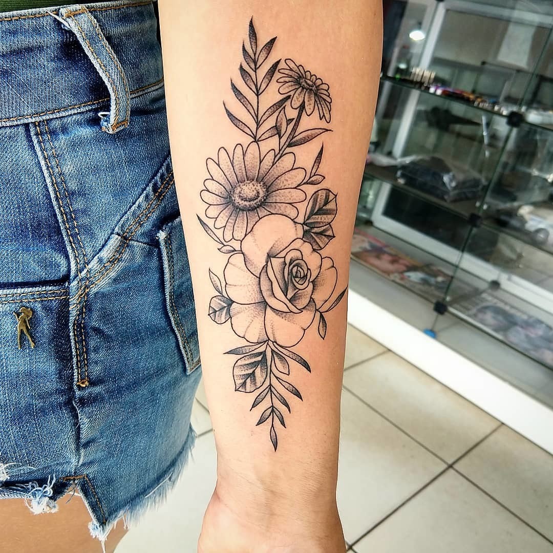 tatuagem tribal braço