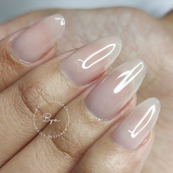 unhas em gel realistas