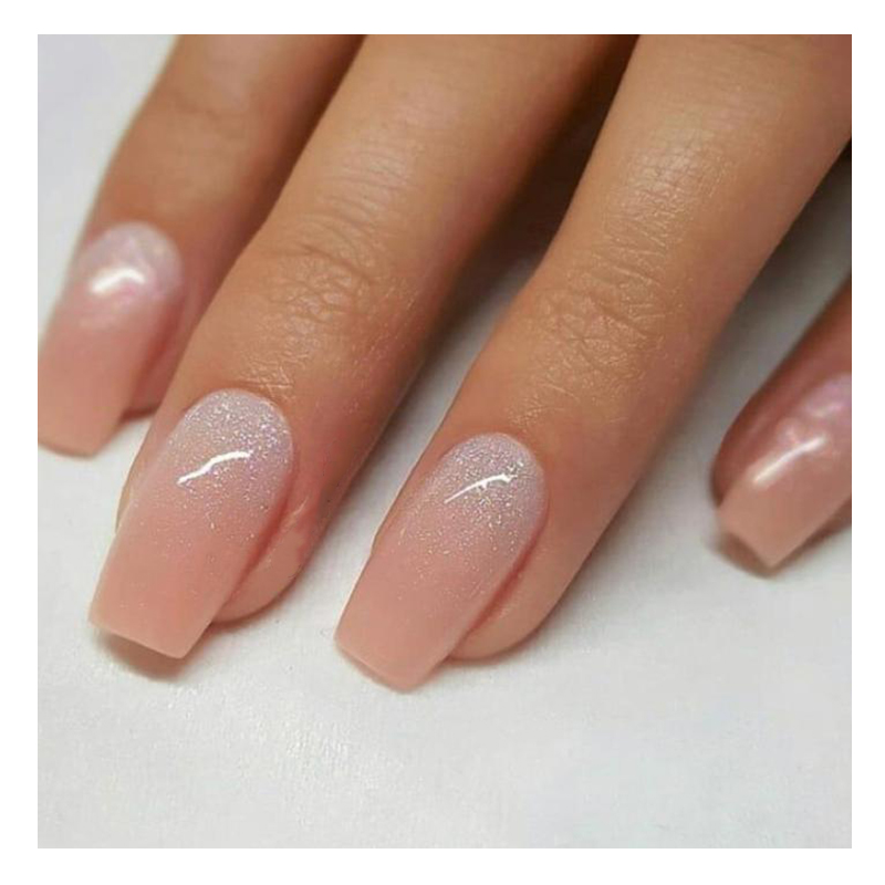 unhas em gel nude