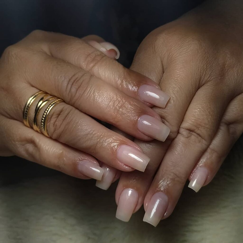 unhas em gel sem parecer postiça