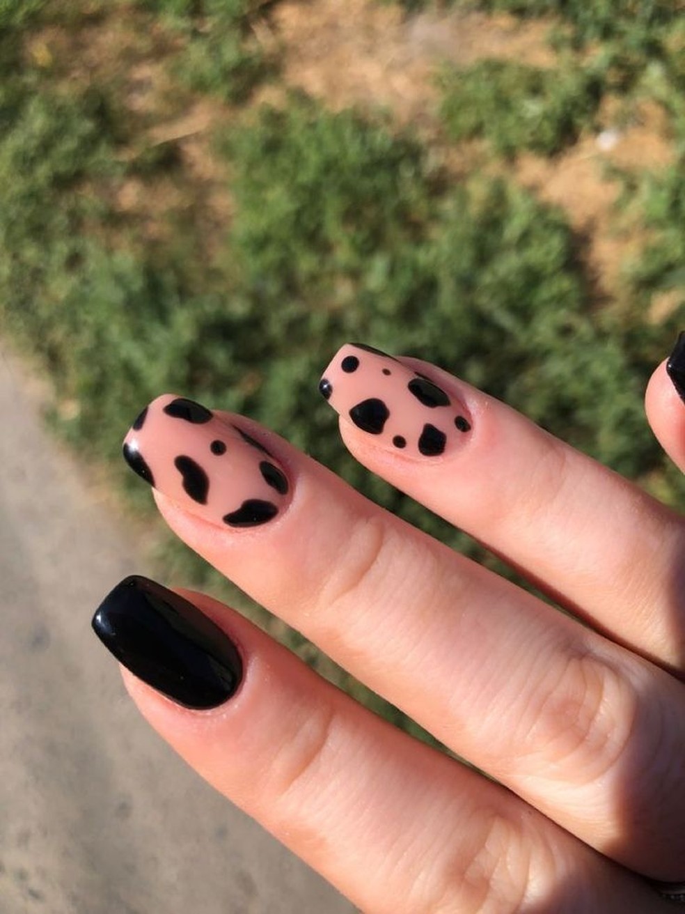 unhas simples e elegantes