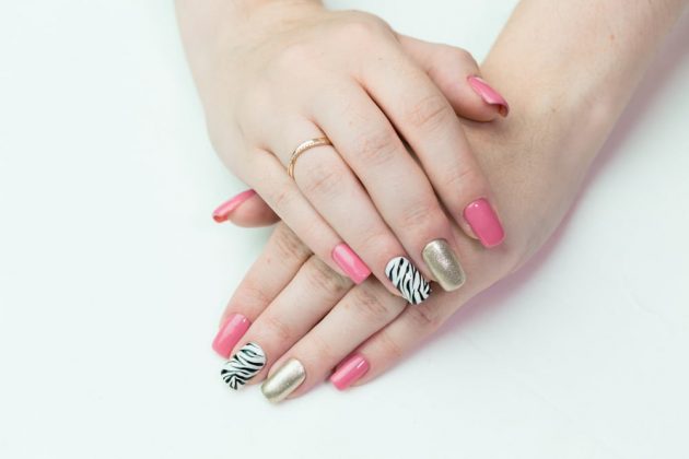 unhas simples e elegantes 2026