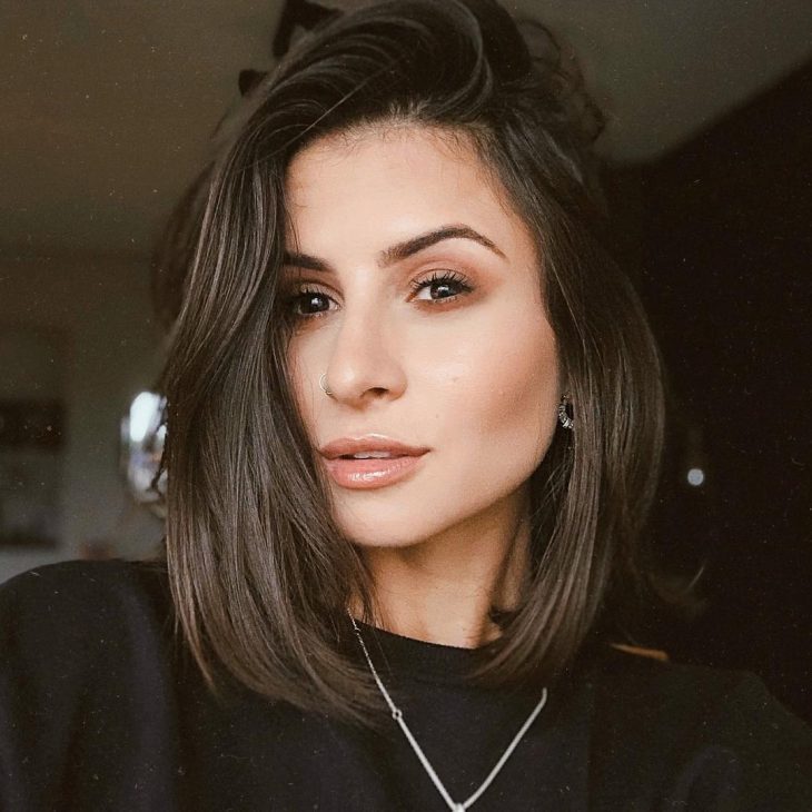 long bob assimétrico com franja