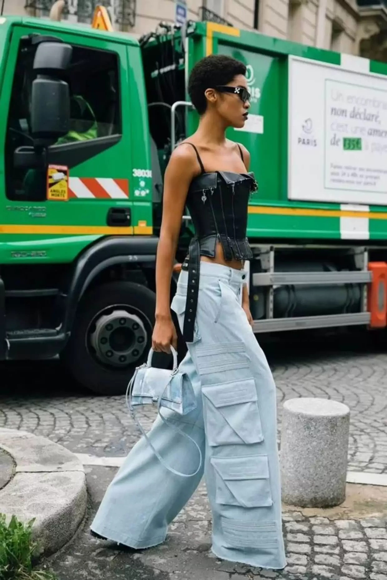 tendências calça cargo feminina