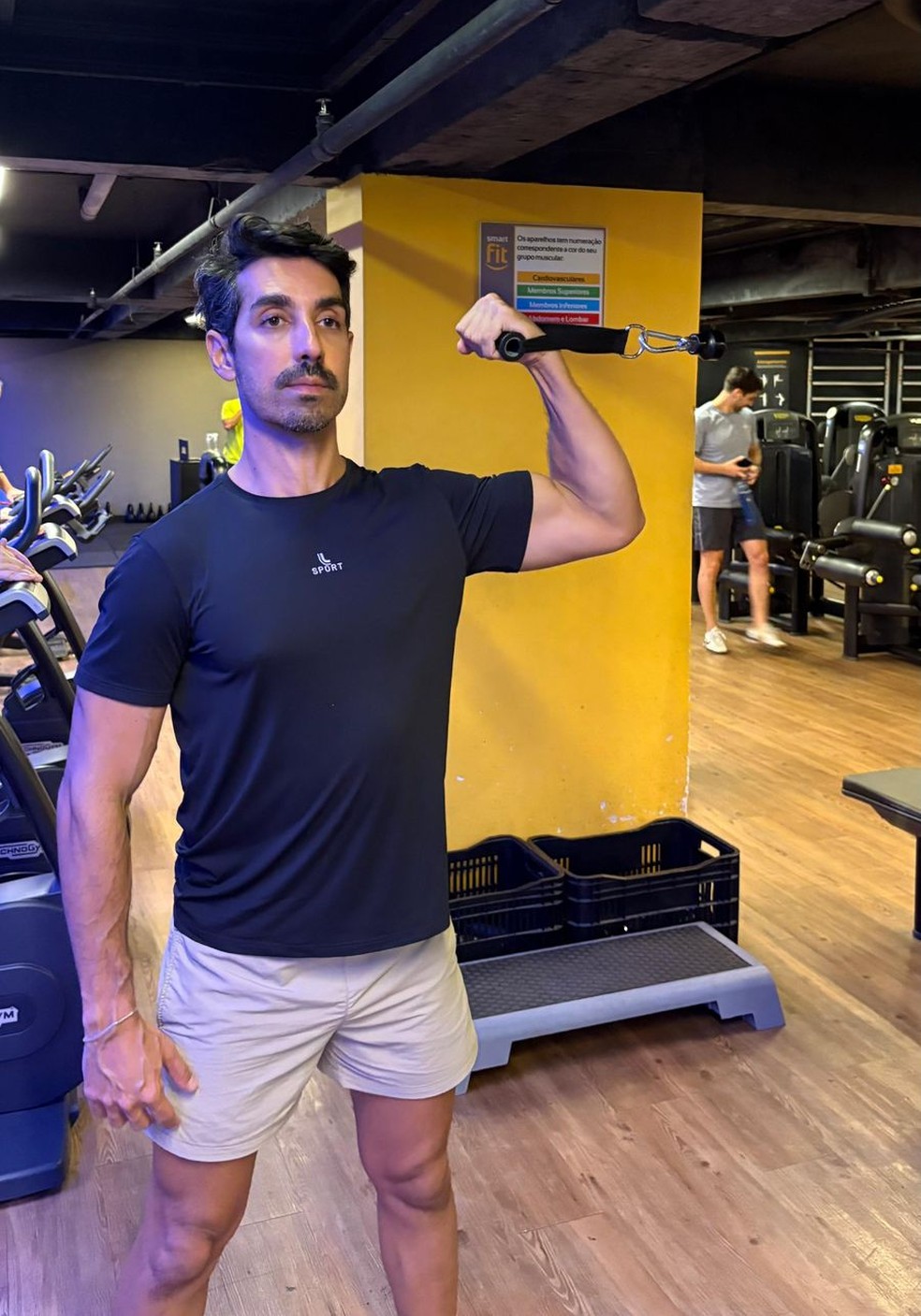 melhor exercício para pico de bíceps