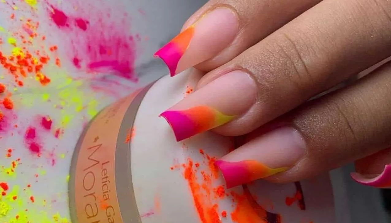 tendência unhas carnaval