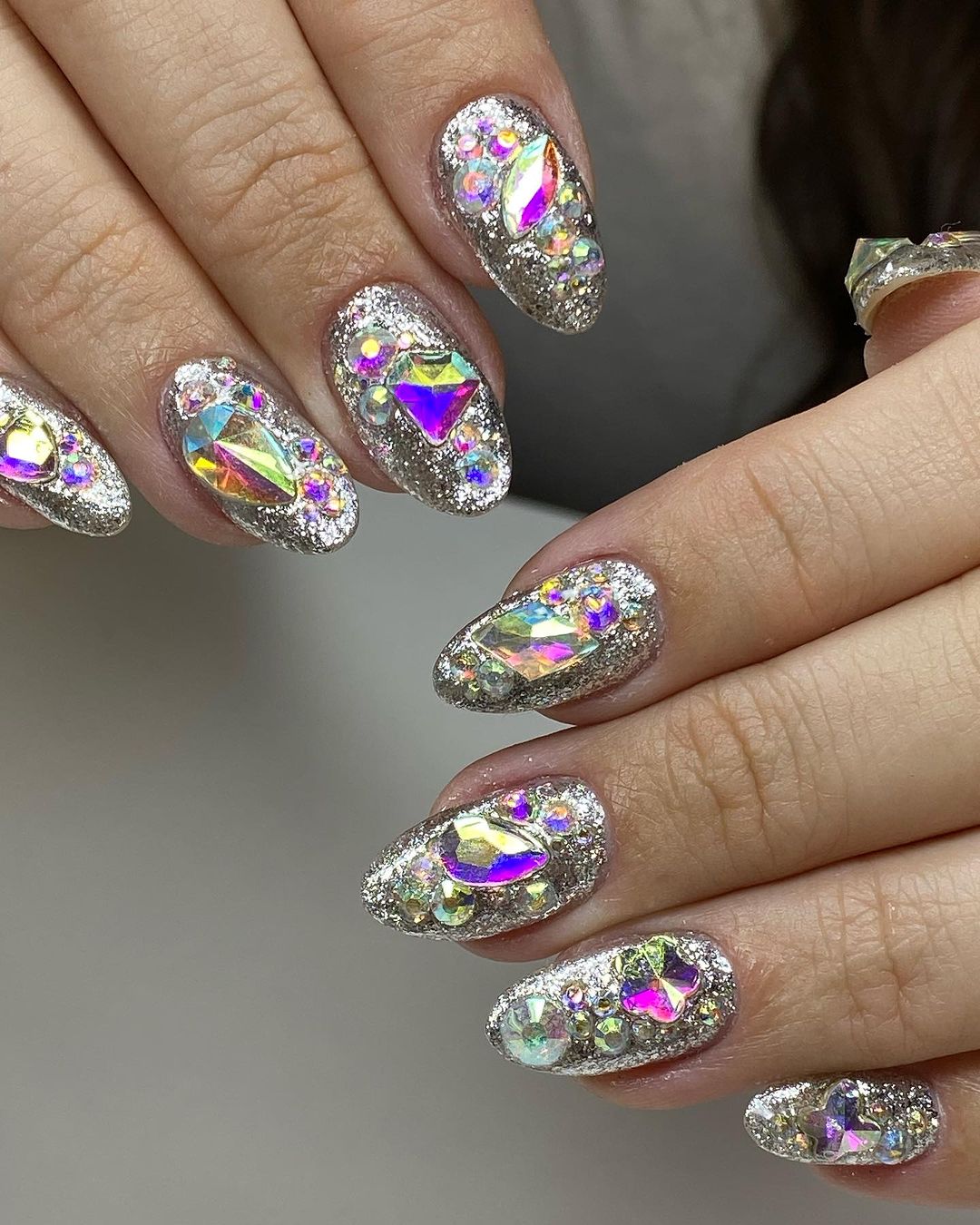 unhas brilho carnaval