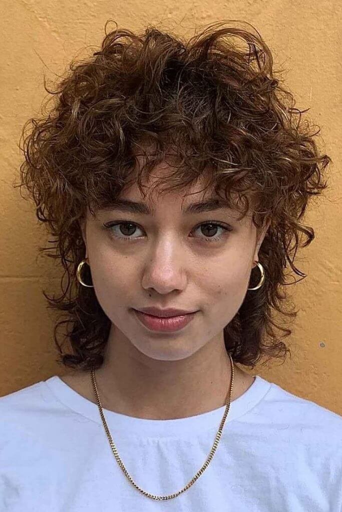 mullet feminino cabelo crespo