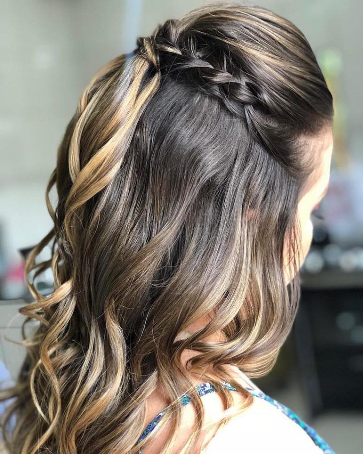 como estilizar cabelo médio ondulado