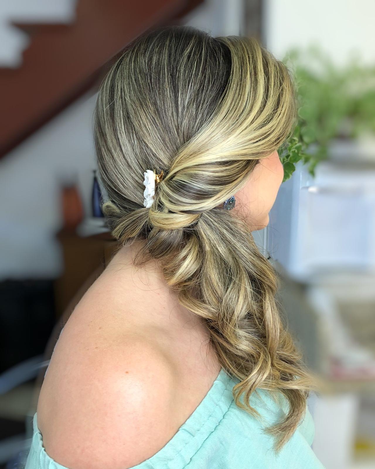 penteados para madrinha cabelo curto