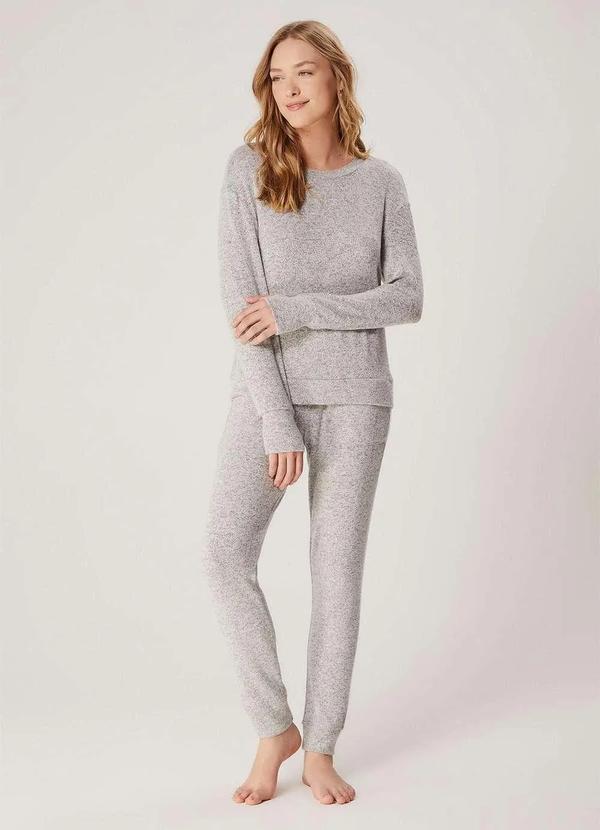 pijama feminino barato cinza