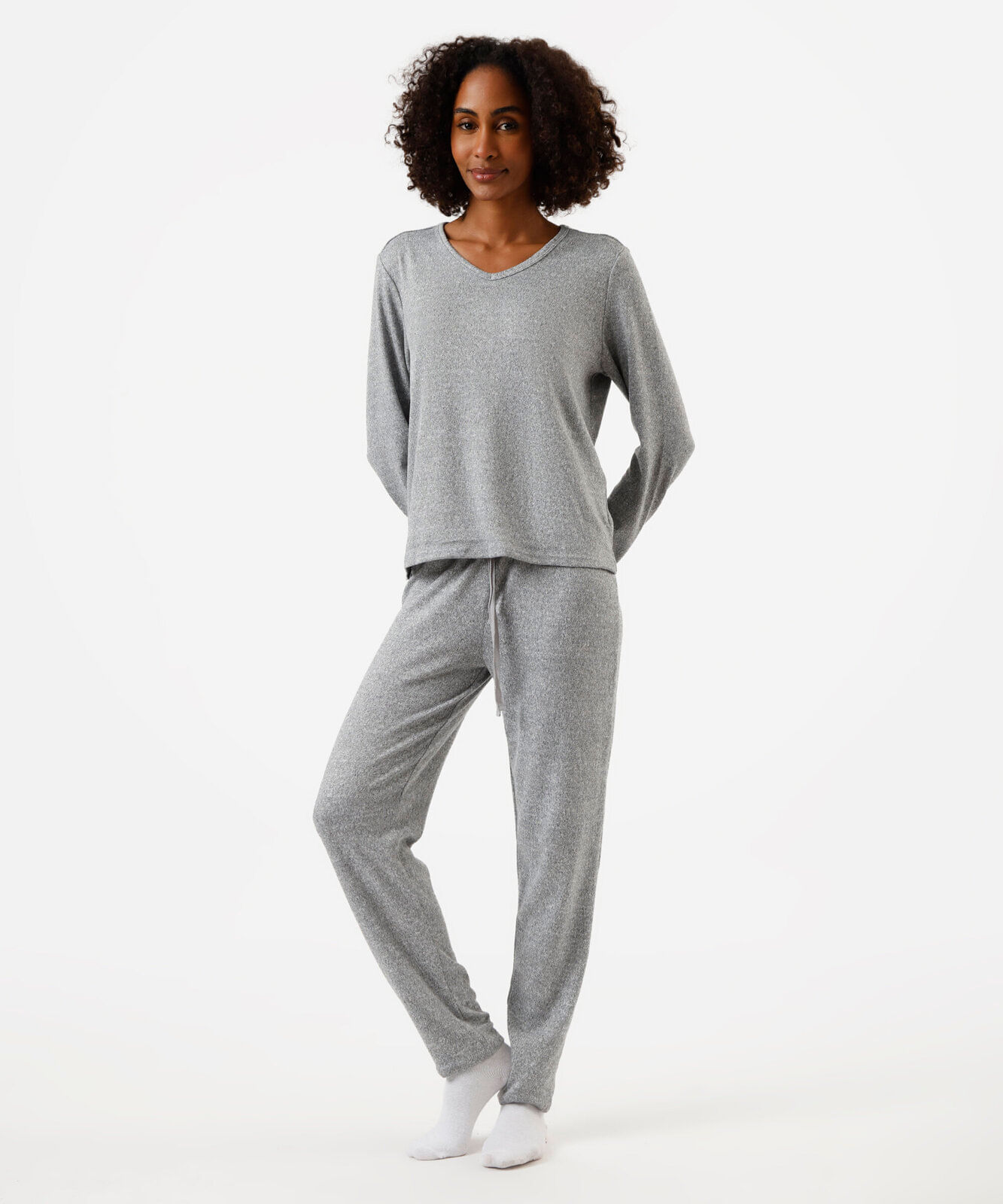 look com pijama cinza