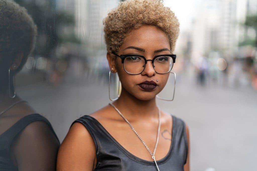 corte pixie afro