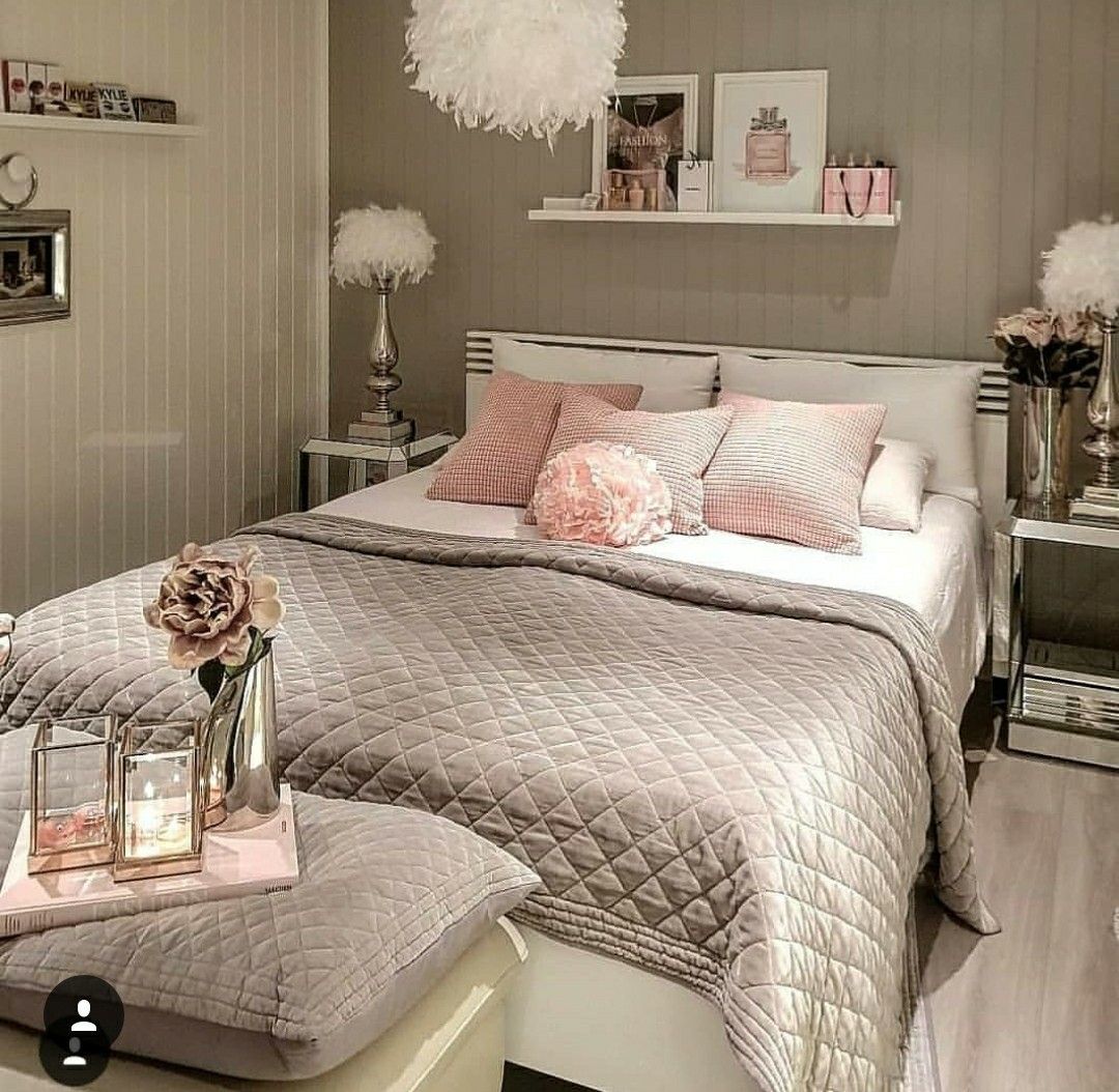 quarto infantil cinza e rosa
