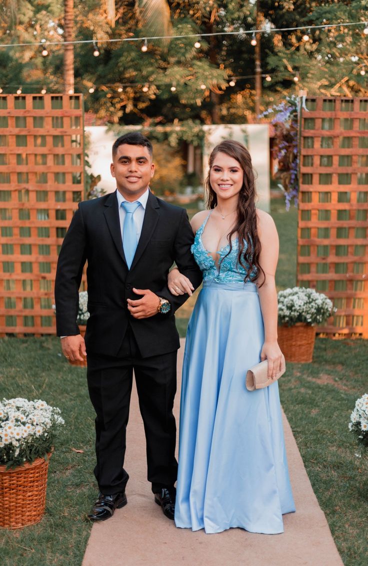 diferença traje padrinho e noivo
