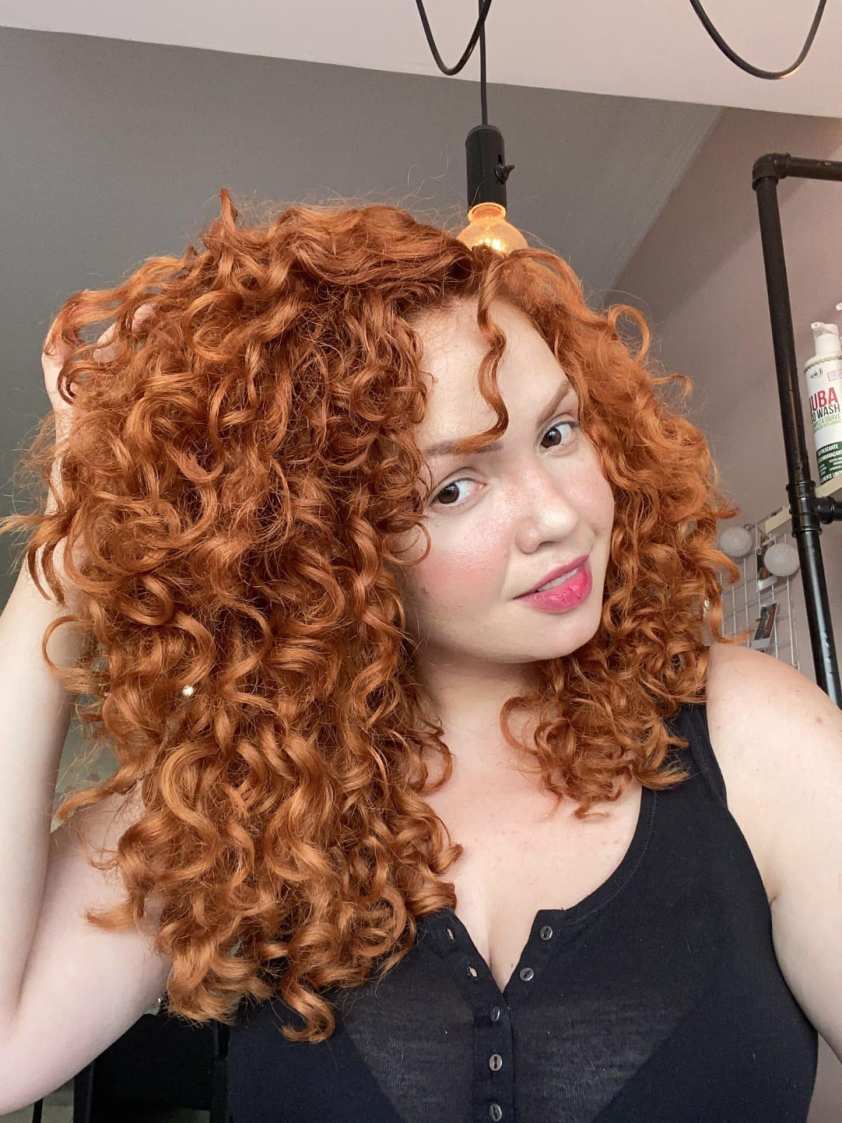 cabelo ruivo marsala cacheado