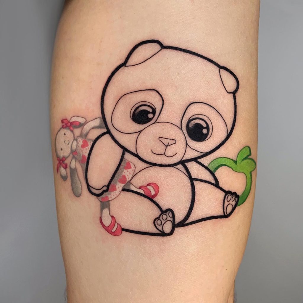 tatuagem urso braço fechado