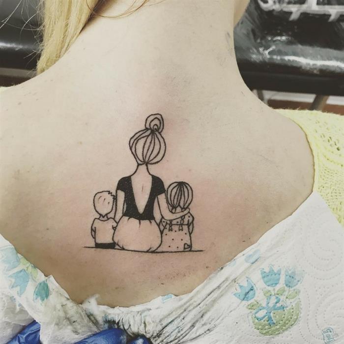 tatuagem casal com filhos adolescentes