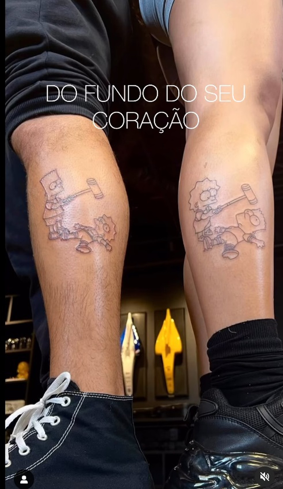 tatuagem de irmãos com símbolos