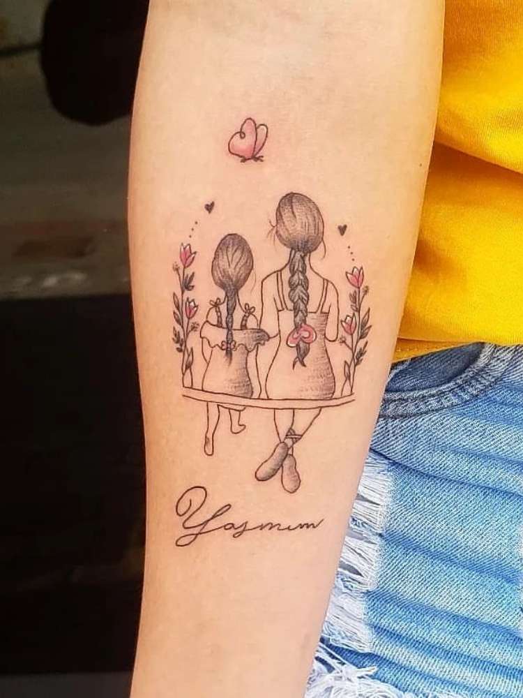 tatuagem feminina braço floral