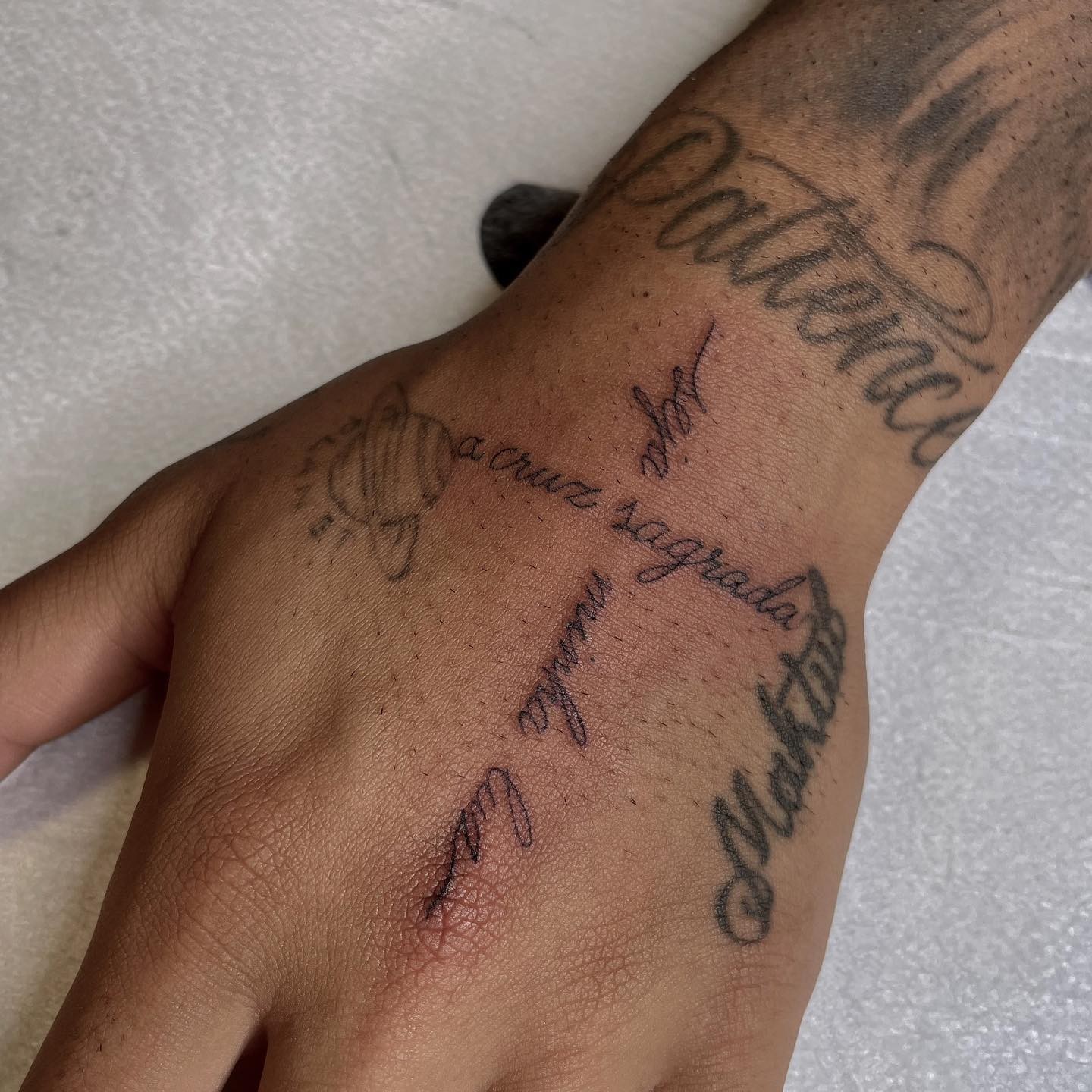 tatuagem leão gabigol