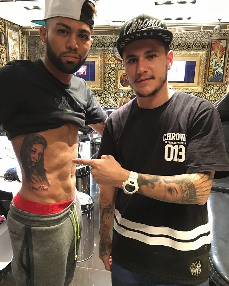 tatuagem comemoração gabigol