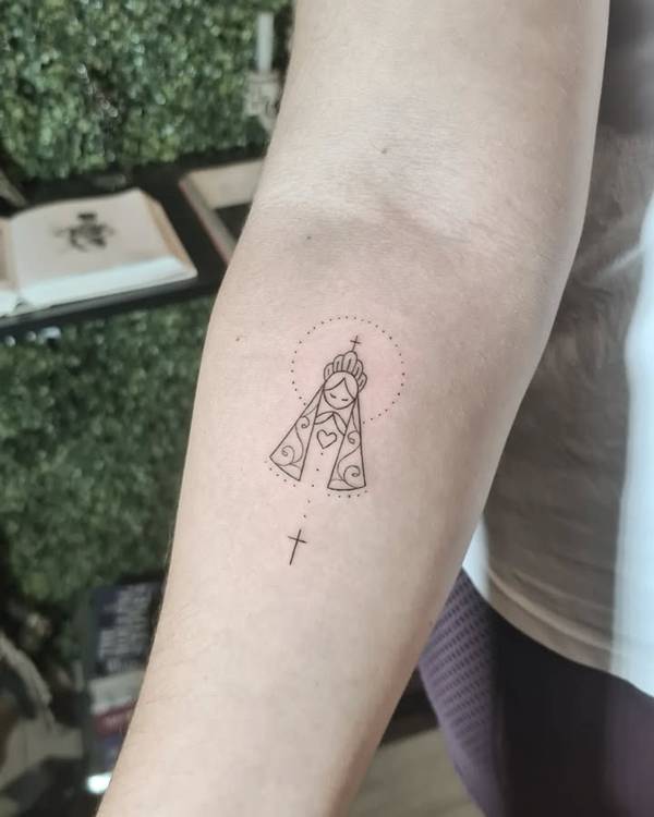 tatuagem Nossa Senhora Aparecida braço