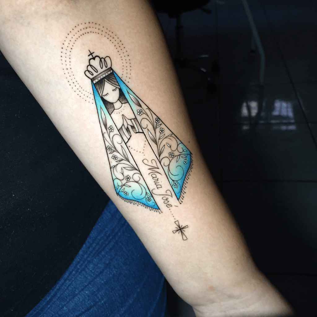 tatuagem Nossa Senhora Aparecida braço