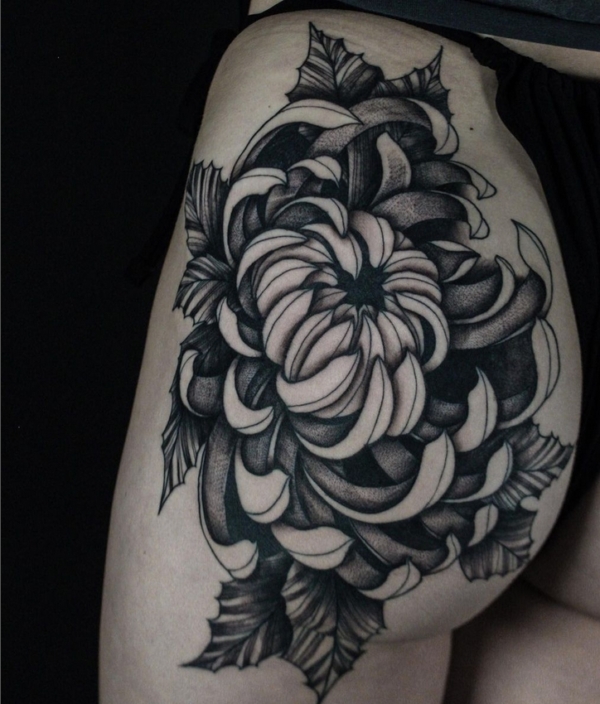 tatuagem no cóccix