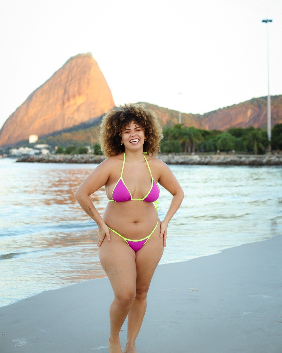 biquíni coração valoriza o colo