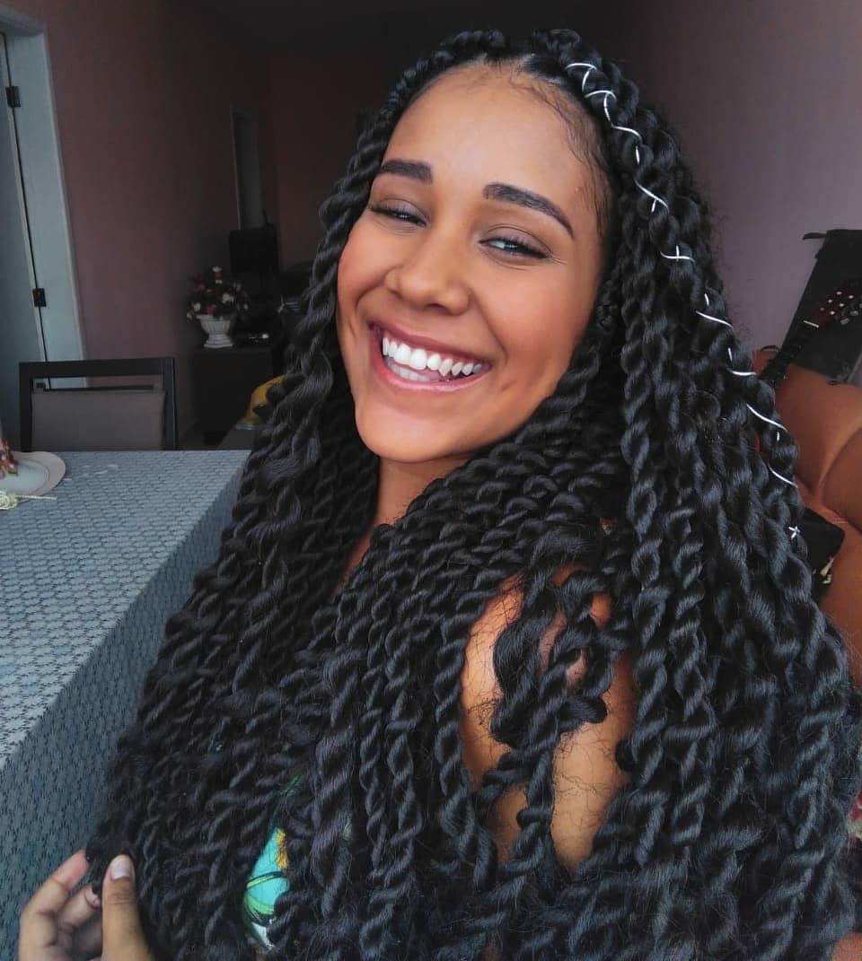 trança twist fina cabelo cacheado