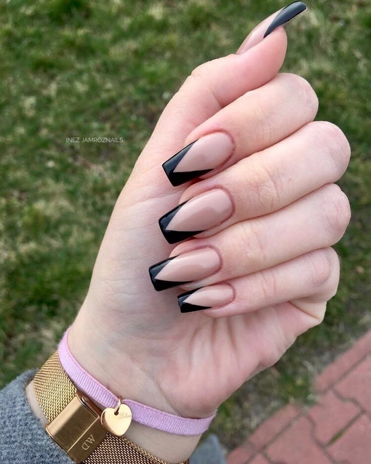esmaltação francesinha preta