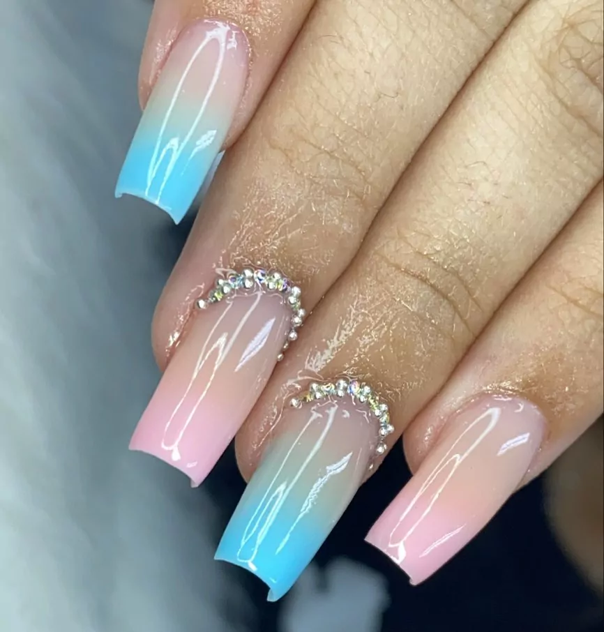 nail art gender reveal