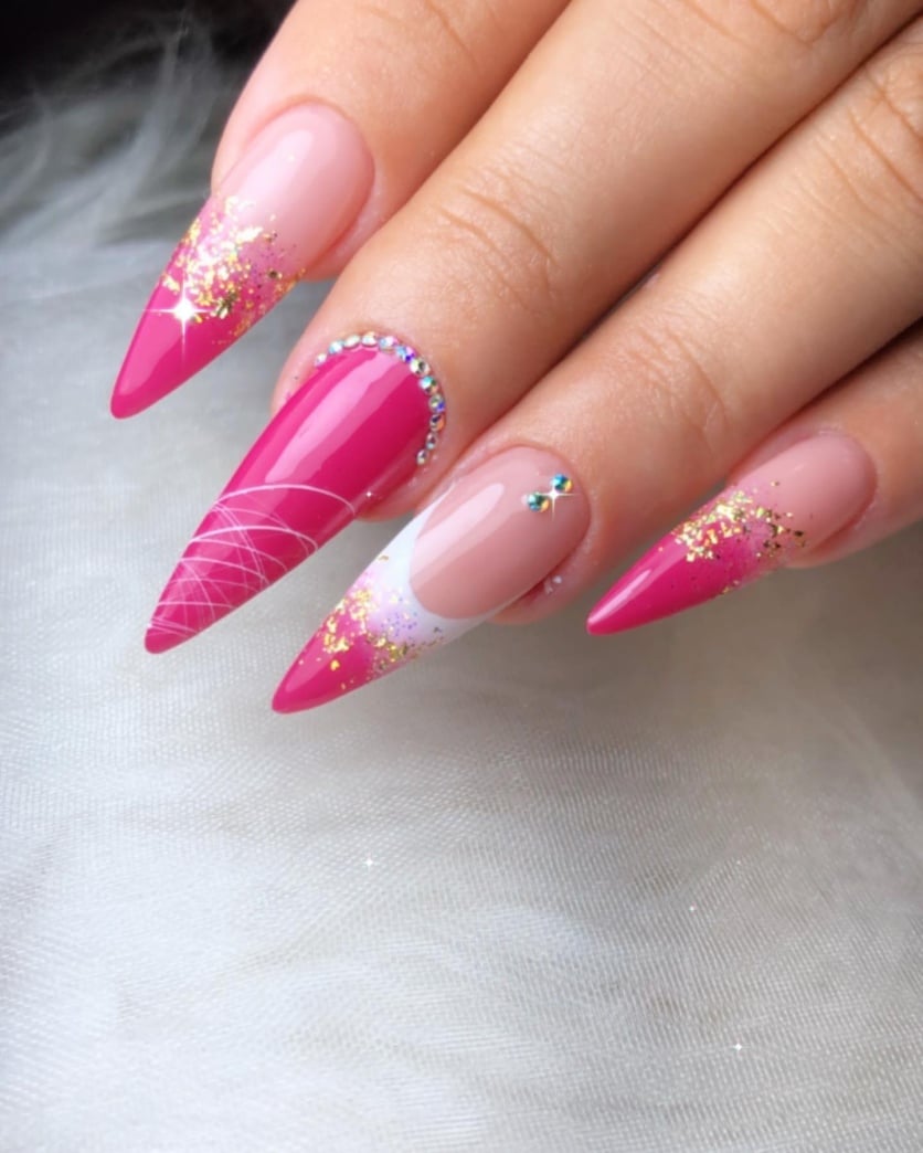 unha de gel decorada rosa bebê