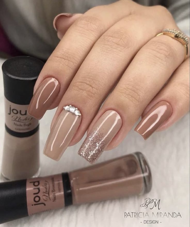 unha decorada nude